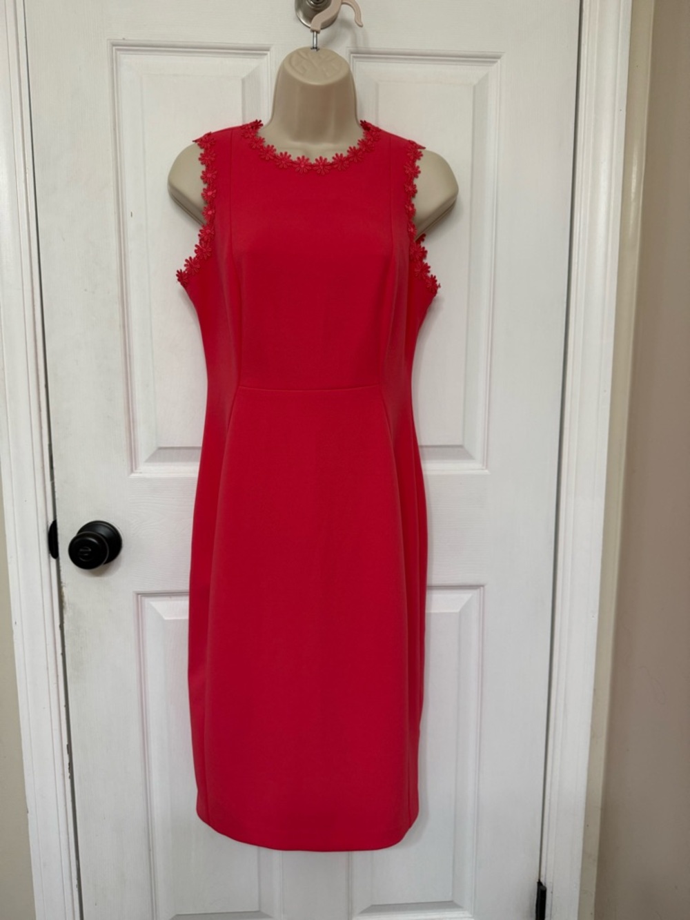 Calvin Klein Red Sheath Dress Size 4 Floral Trim Sleeveless Career - Picture 2 of 12